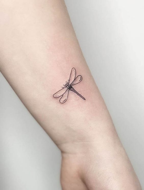 9 tattoo minimalista e pequena Pinterest