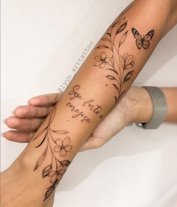 21 tattoo de ramo com flores e frase @lyyn arttattoo
