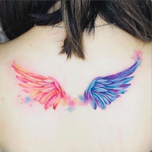 22 tatuagem colorida asas de anjo nas costas Pinterest