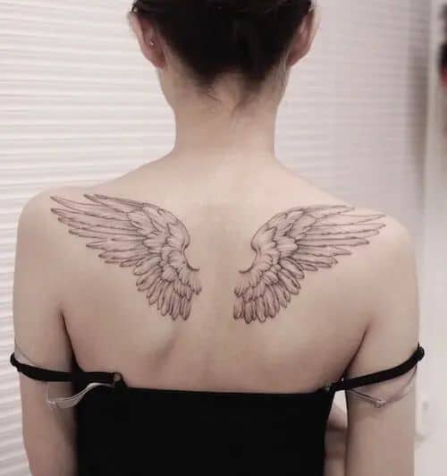 29 tattoo nas costas asas de anjo Pinterest