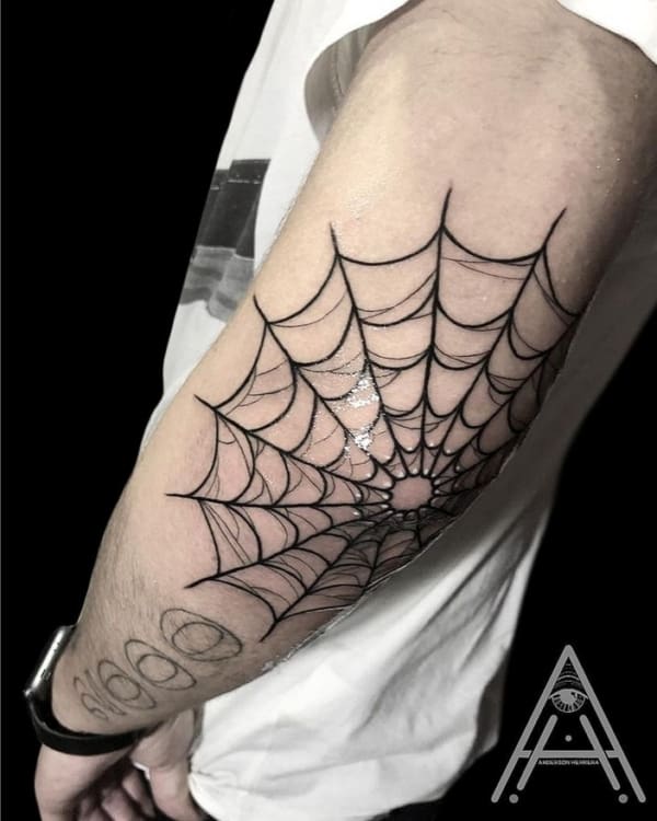 3 tatuagem grande de teia de aranha no cotovelo @andersonherrerah