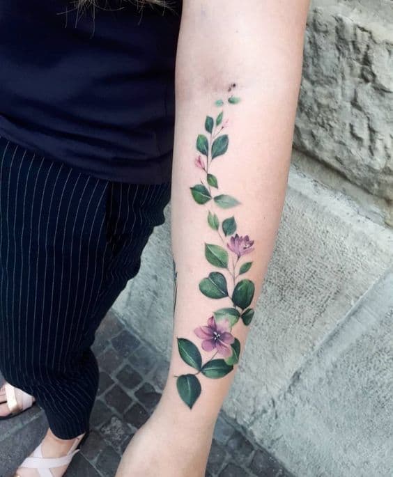32 tattoo colorida de ramo no braço Pinterest