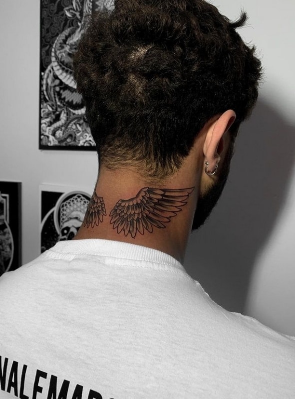 38 tattoo masculina asa de anjo no pescoço @fernarts tattoo
