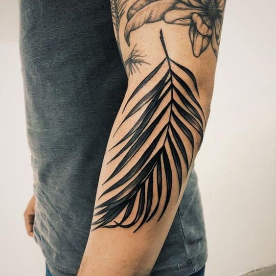 46 tatuagem masculina ramo grande no braço Pinterest