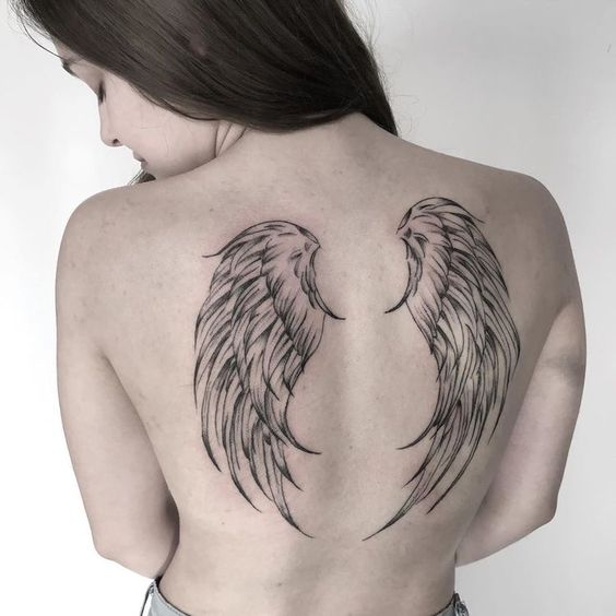 55 tattoo feminina grande asas de anjo Pinterest