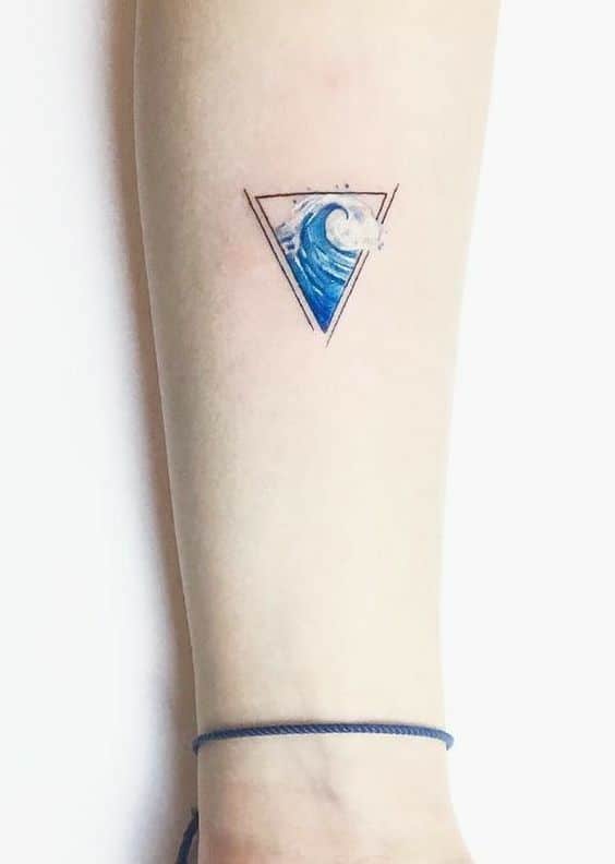 56 tatuagem delicada mar azul Pinterest
