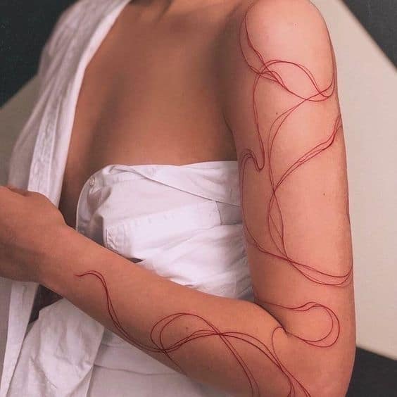 12 tatuagem delicada e grande de fio vermelho Pinterest