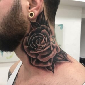 +60 tatuagens de rosa no pescoço LINDAS para fazer!