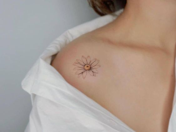 14 tatuagem flor ombro Pinterest