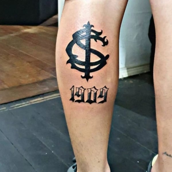 17 tatuagem na perna Internacional @intertattoo