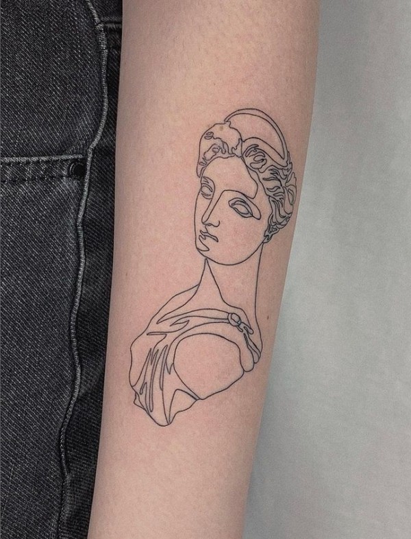 24 tattoo deusa grega Artemis @aurora tattooo