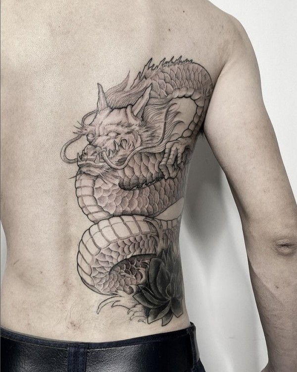 26 tatuagem masculina dragão oriental @jony raize tattoo