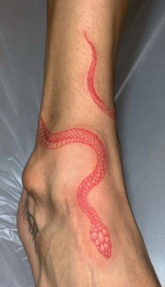 33 tattoo de cobra vermelha Pinterest