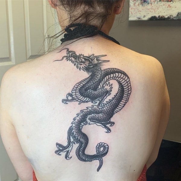 39 tattoo nas costas de dragão oriental @jonny tattoo rio