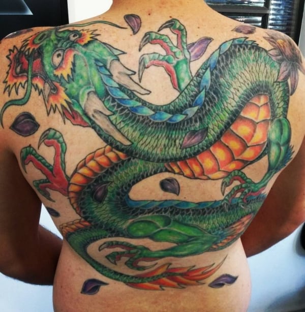 40 tatuagem grande dragão oriental nas costas @tchelo guitatattoo