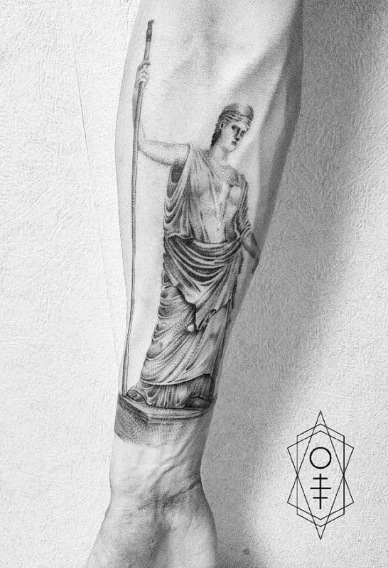 5 tatuagem mitologia grega Hera @dutattooing