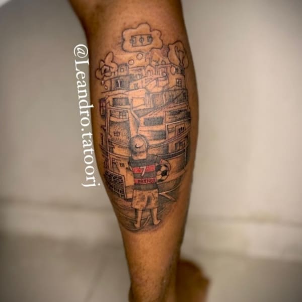 10 tatuagem perna favela e futebol @leandro tattoo sb