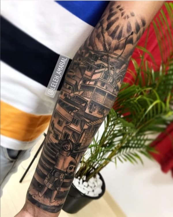 17 tatuagem de favela no braço @leleh amaral