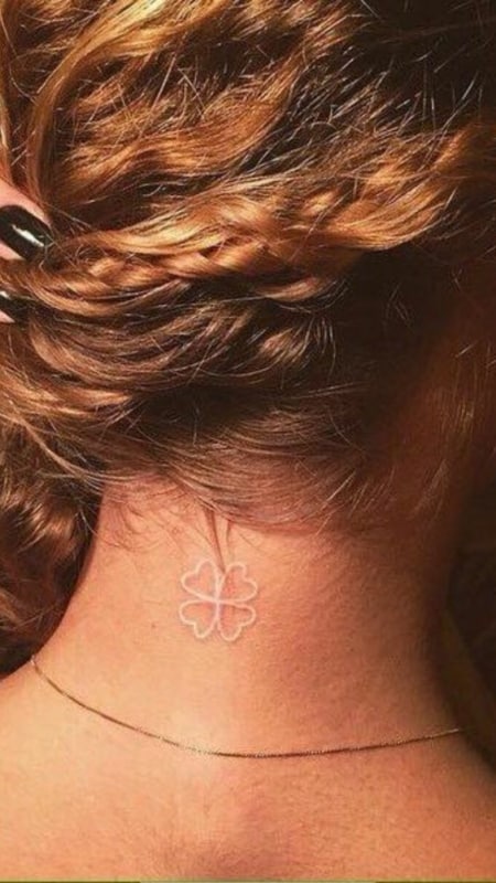 25 tattoo de trevo formado por corações Pinterest