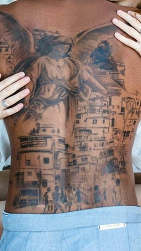 27 tatuagem favela e anjo nas costas Pinterest