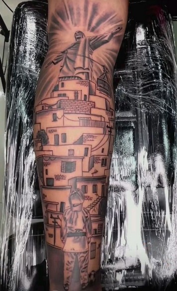33 tatuagem de favela com Cristo Pinterest