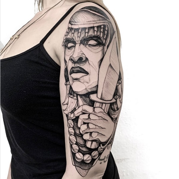 34 tatuagem feminina e grande Ogum @henriquefeliciano ink