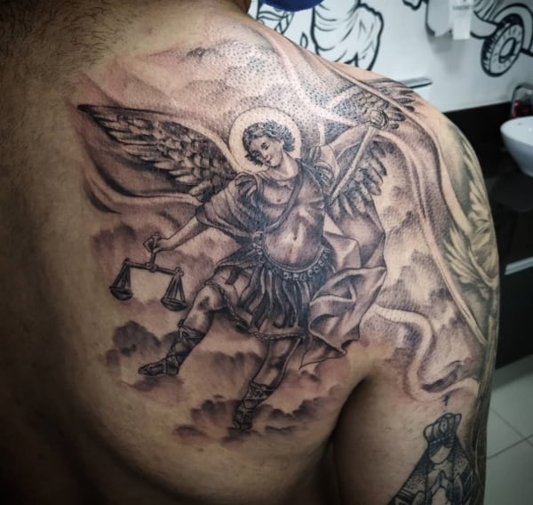 9 tattoo costas São Miguel @danilo ffonseca