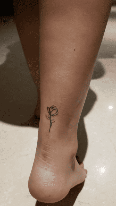 11 tatuagem de rosa da Anitta Pinterst
