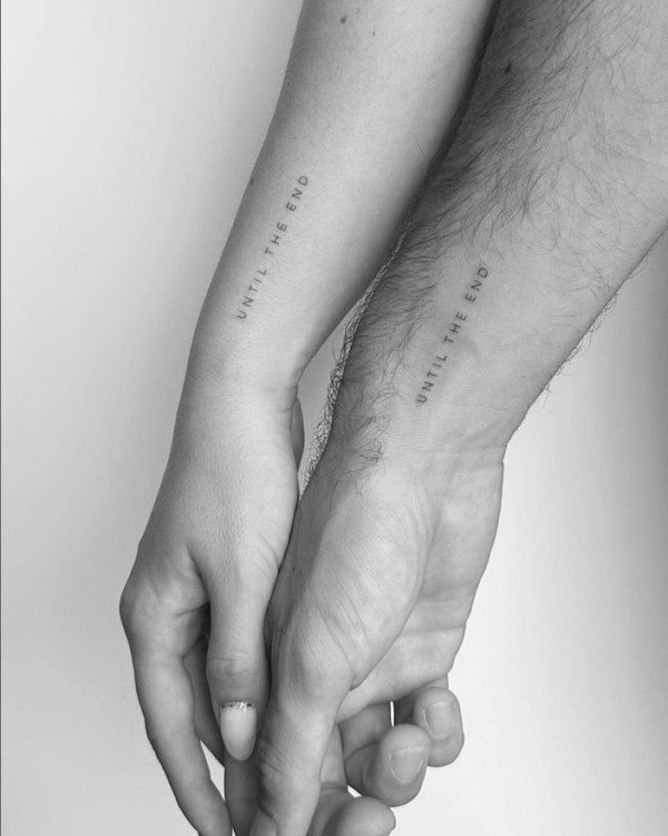 21 tatuagem de casal em inglês @mrs tattoo