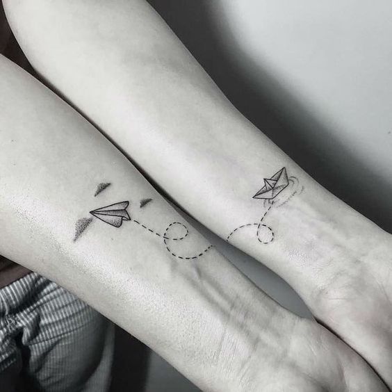 29 tatuagem viagem amigas Pinteres