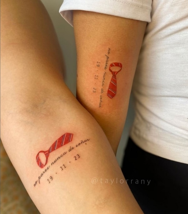 32 tatuagem com frase RBD @taylorranyy