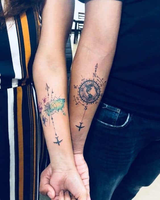 32 tatuagem viagem casal Pinterest
