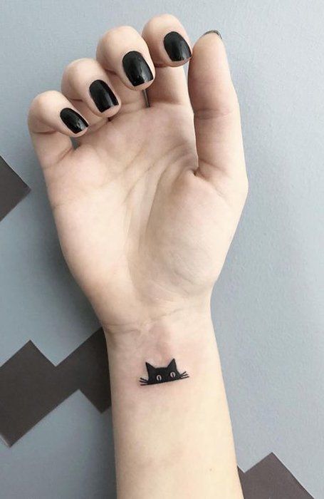 4 tatuagem feminina e delicada gato preto Pinterest