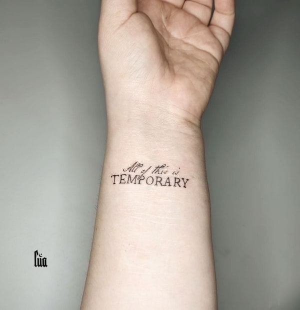 5 tatuagem com frase em inglês @luatattoostudio