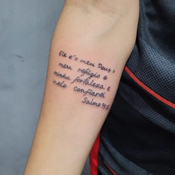 24 tatuagem no braço salmo @gleizertattoo17